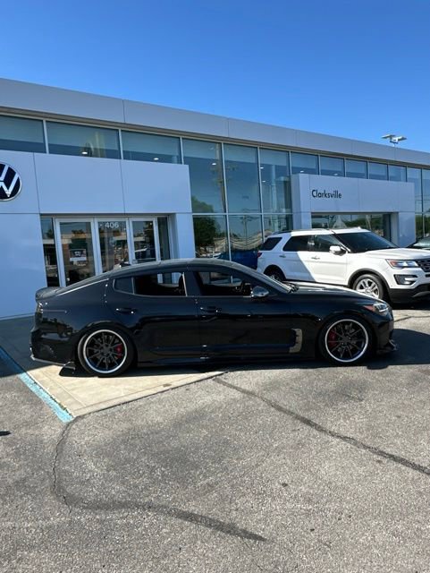Used 2022 Kia Stinger GT1 w/ Red Interior Color Package AWD/4WD image 4