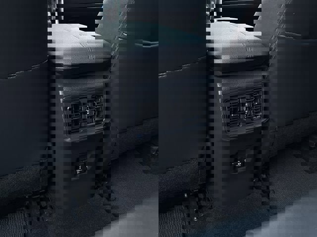 Used 2021 Toyota RAV4 XLE Premium w/ Carpet Mat Package (TMS) image 29