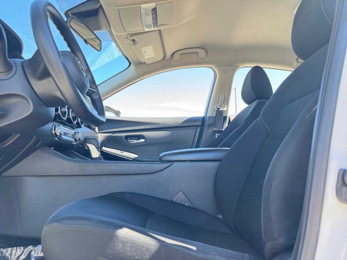 Used 2023 Nissan Sentra S image 16