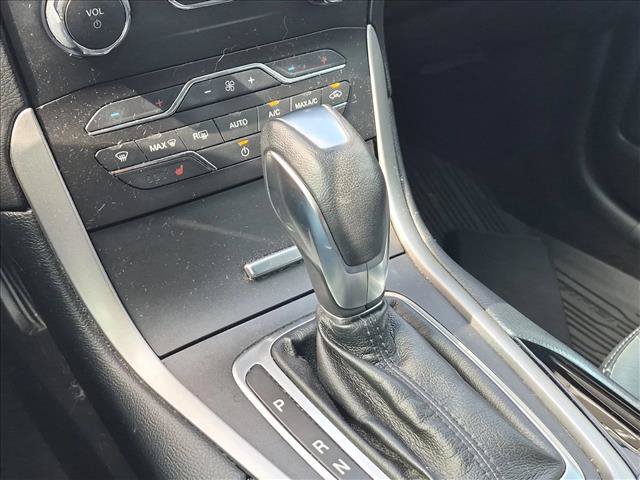 Used 2018 Ford Edge SEL w/ Equipment Group 201A FWD image 10