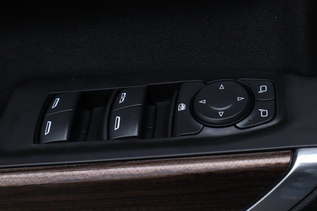 Used 2021 Chevrolet Silverado 1500 LT Trail Boss AWD/4WD image 17