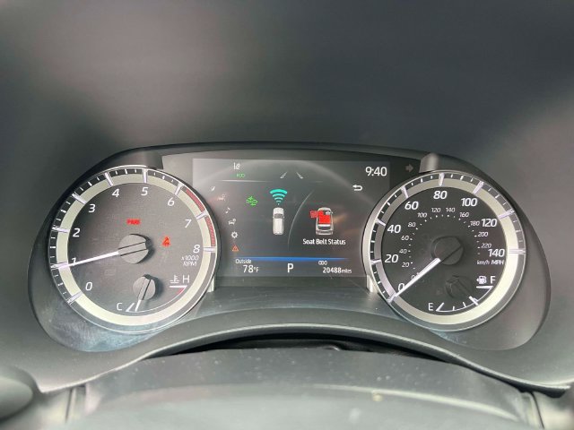 Used 2023 Toyota Highlander L FWD image 25