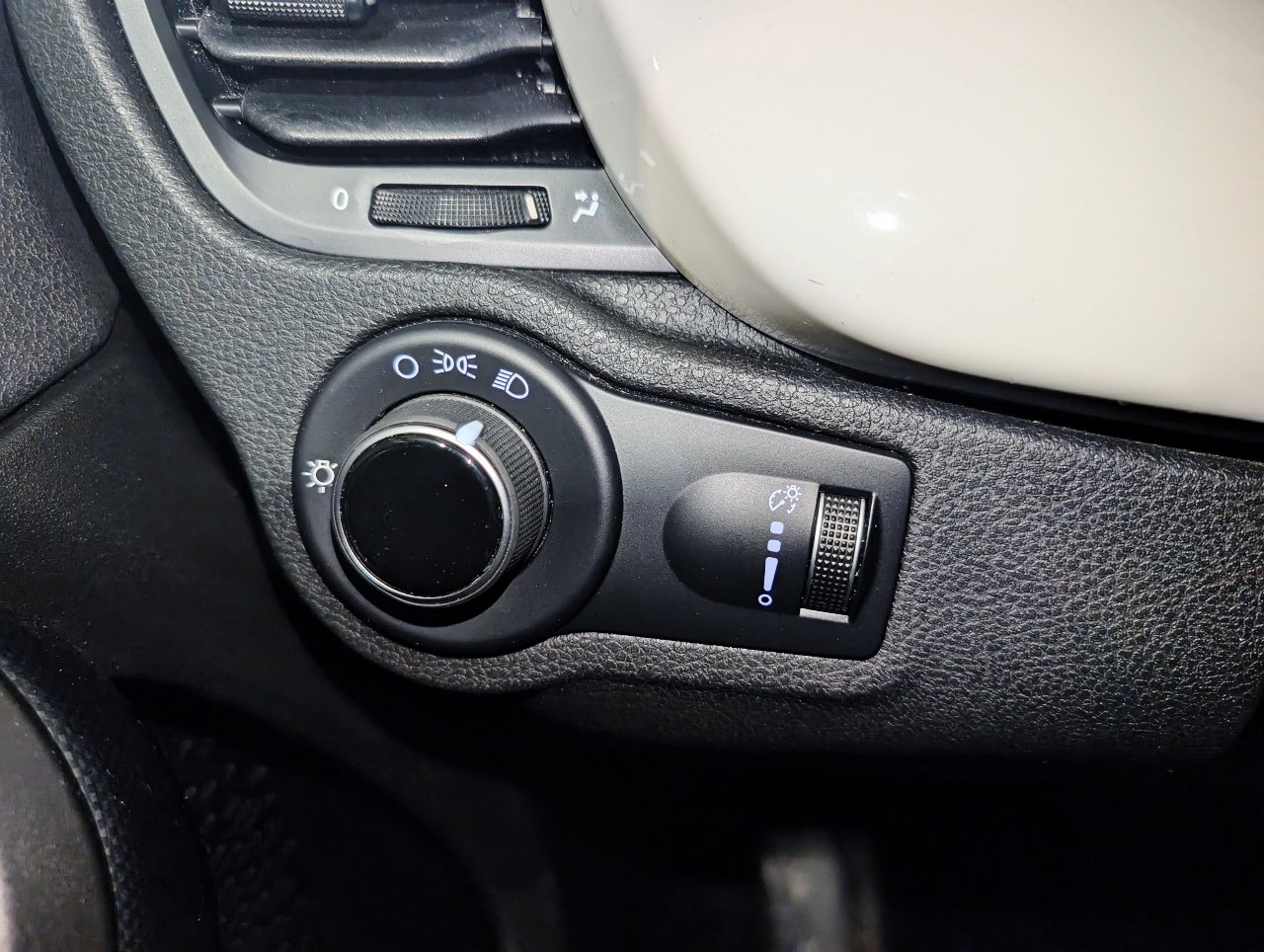 Used 2016 FIAT 500X Easy image 41
