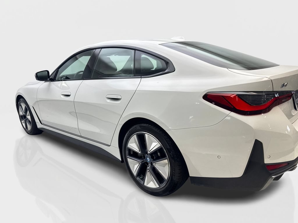 Used 2023 BMW i4 eDrive35 RWD image 14