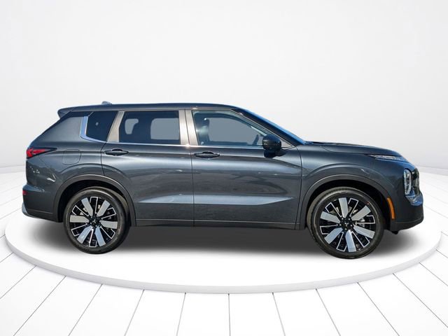 New 2026 Mitsubishi Outlander SE FWD video 2
