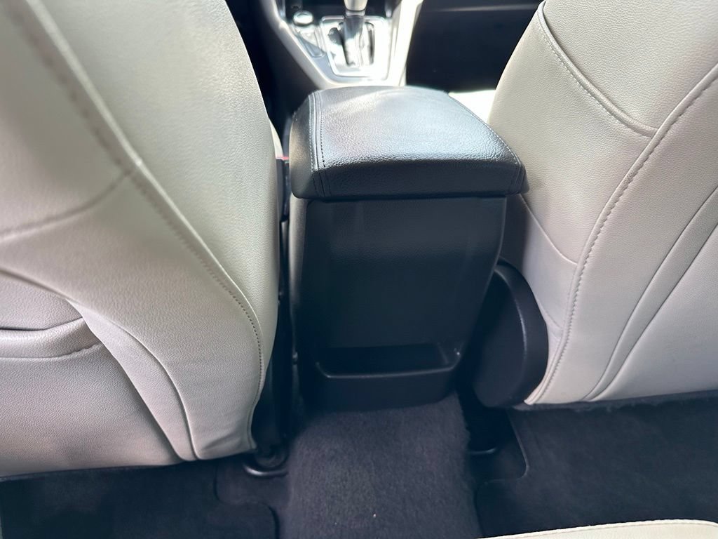 Used 2017 Ford Focus Titanium FWD image 22