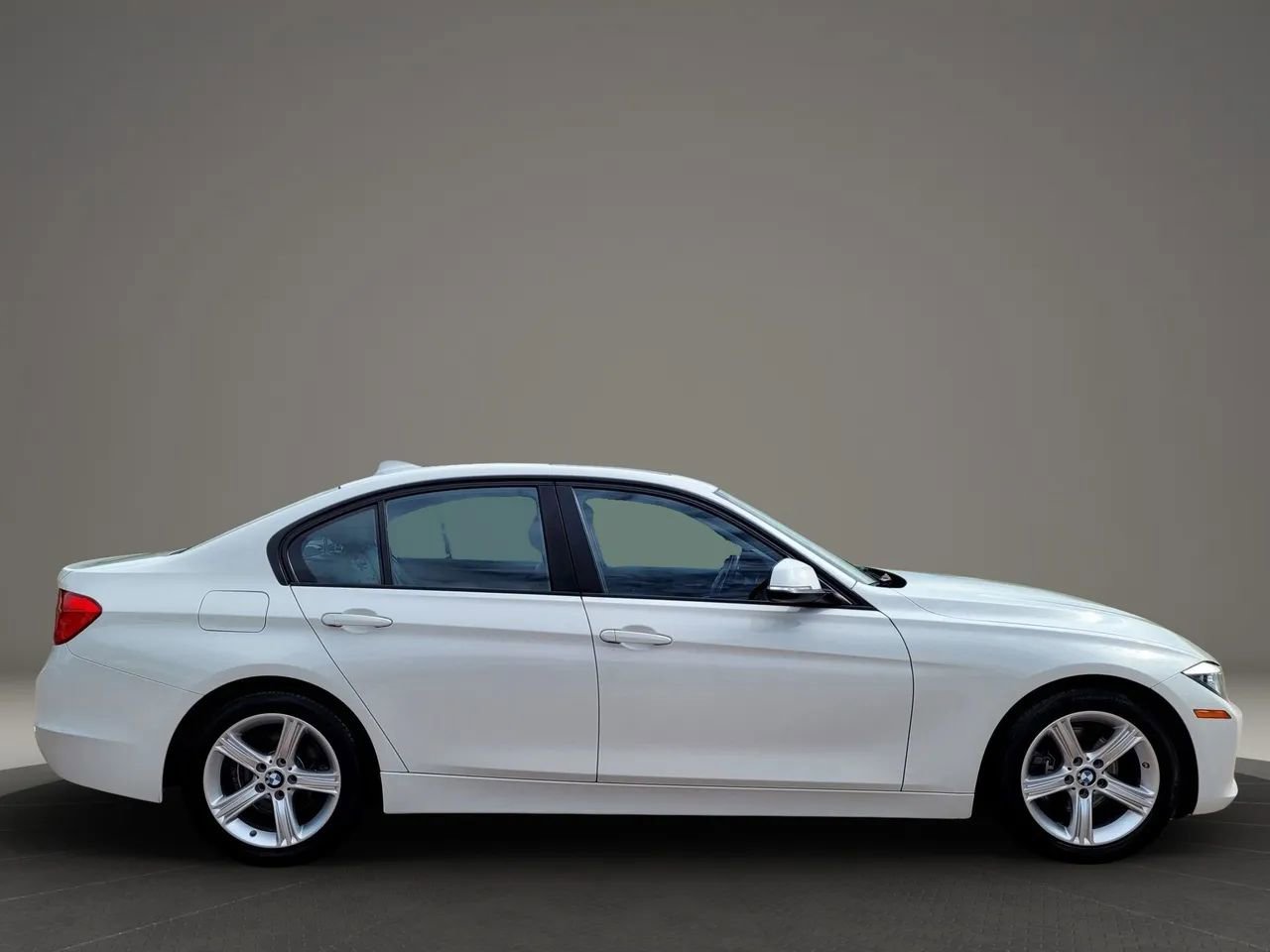 Used 2014 BMW 328i Sedan RWD image 7