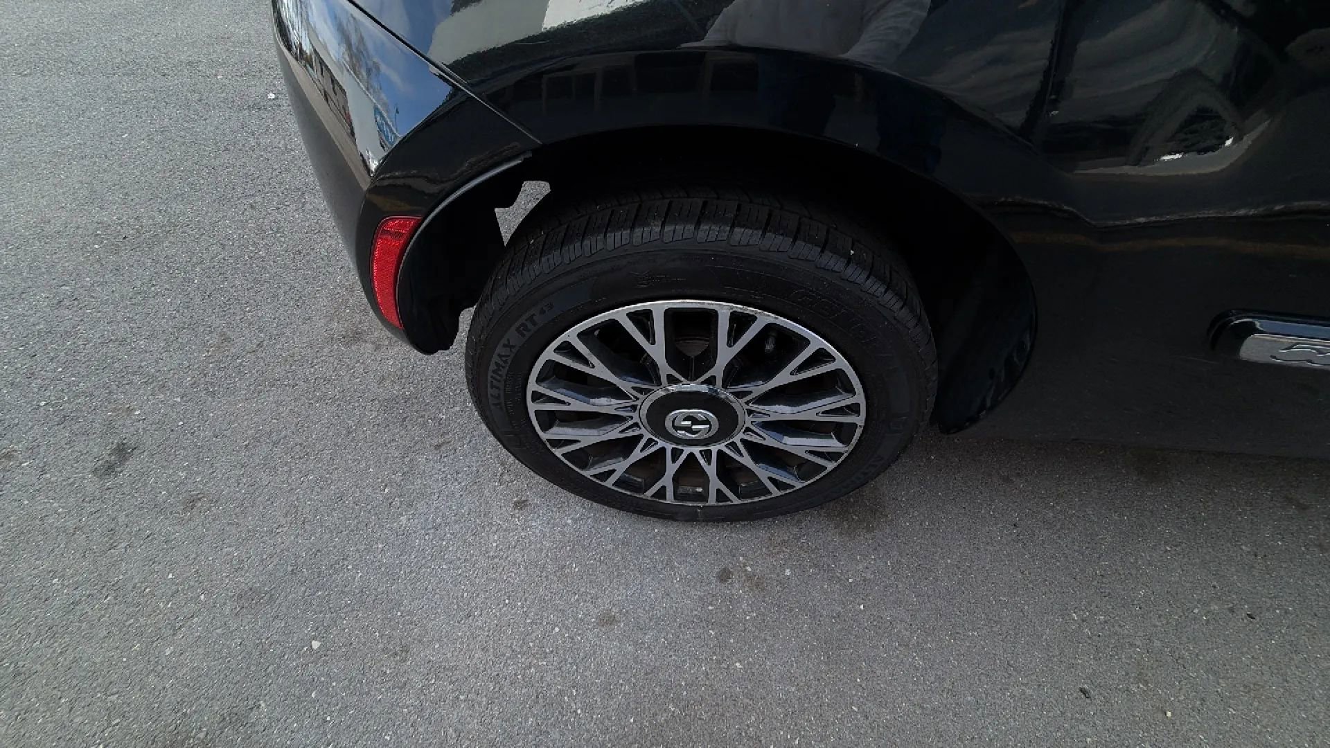 Used 2012 FIAT 500 Gucci image 12