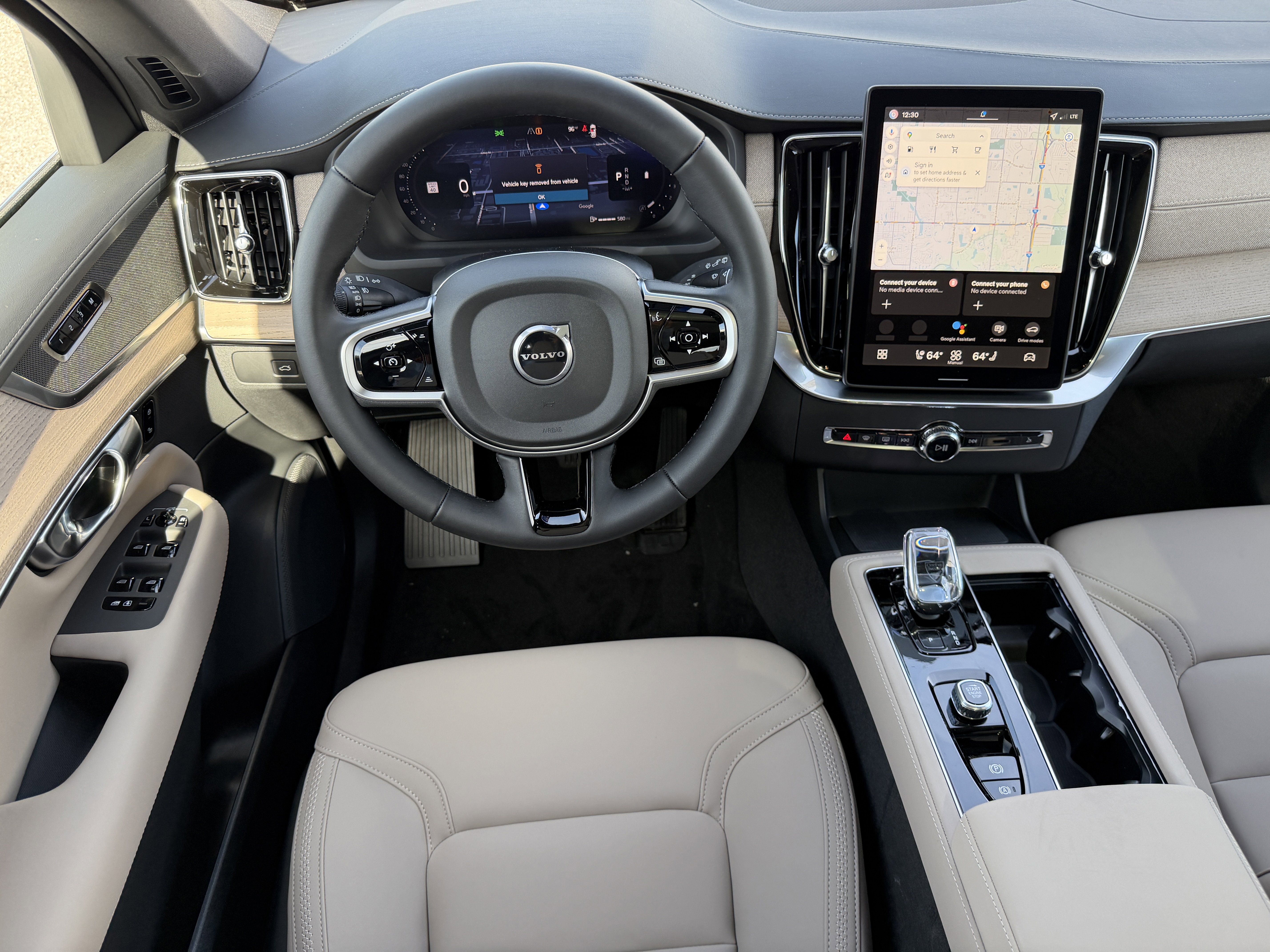 New 2026 Volvo XC90 B5 Core w/ Protection Package image 11