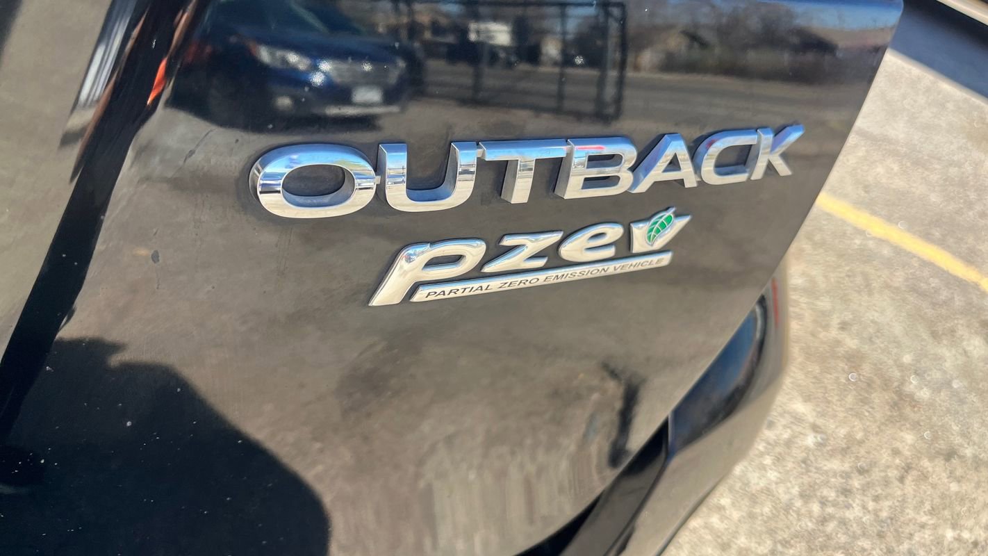 Used 2017 Subaru Outback 2.5i Limited image 27