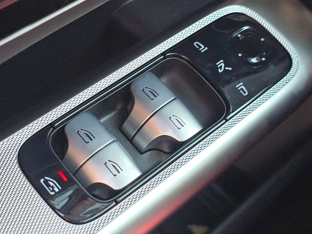 New 2026 Mercedes-Benz GLC 300 4MATIC image 27