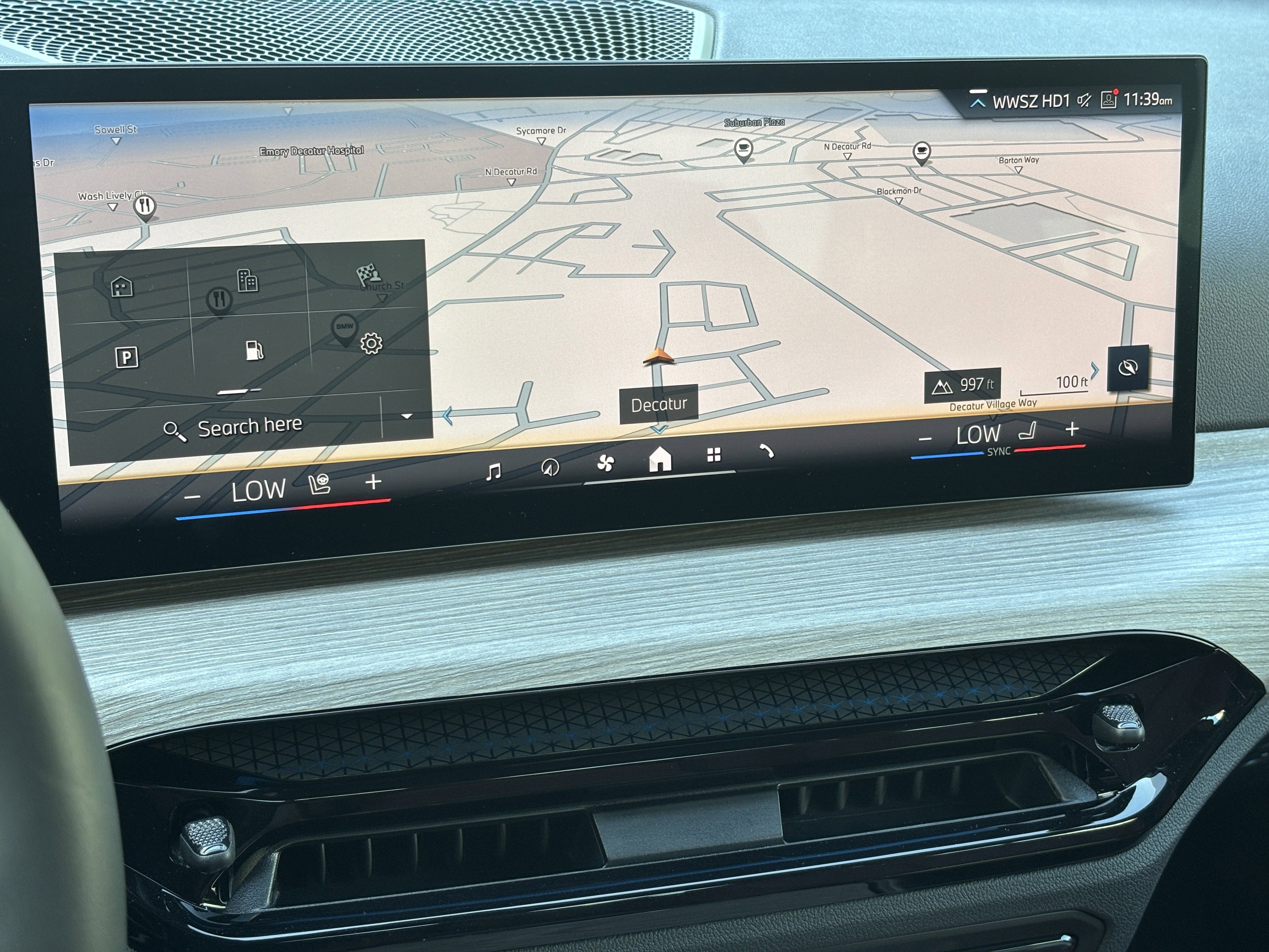 Used 2025 BMW 330i Sedan image 12