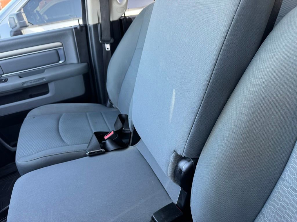 Used 2019 RAM 1500 Classic SLT image 24