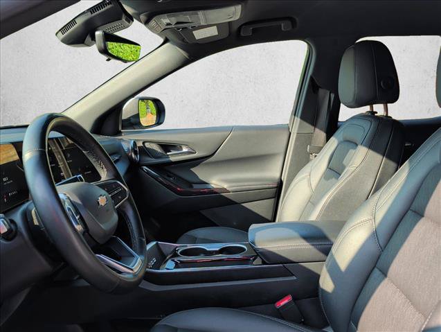 Used 2025 Chevrolet Equinox LT w/ Convenience Package II FWD image 10