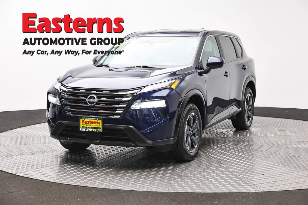 Used 2024 Nissan Rogue SV
