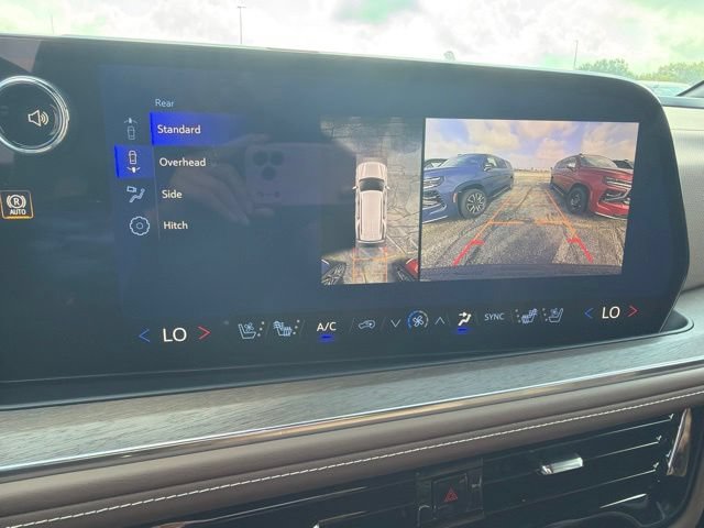 New 2026 Chevrolet Tahoe High Country AWD/4WD image 17