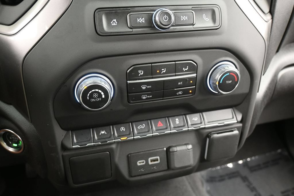 Used 2025 Chevrolet Silverado 1500 Custom w/ Turbomax Blackout Package RWD image 19
