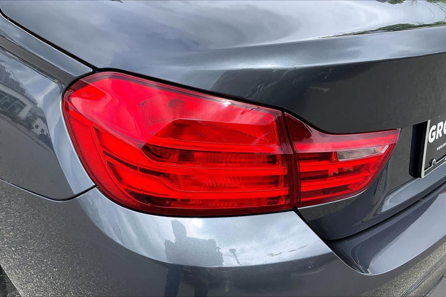 Used 2016 BMW M4 Convertible RWD image 26