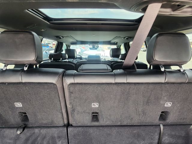 Used 2023 Jeep Wagoneer Series II AWD/4WD image 19