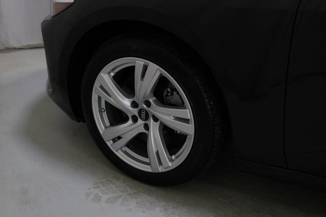 Used 2025 Audi A5 2.0T Premium w/ Convenience Package AWD/4WD image 28