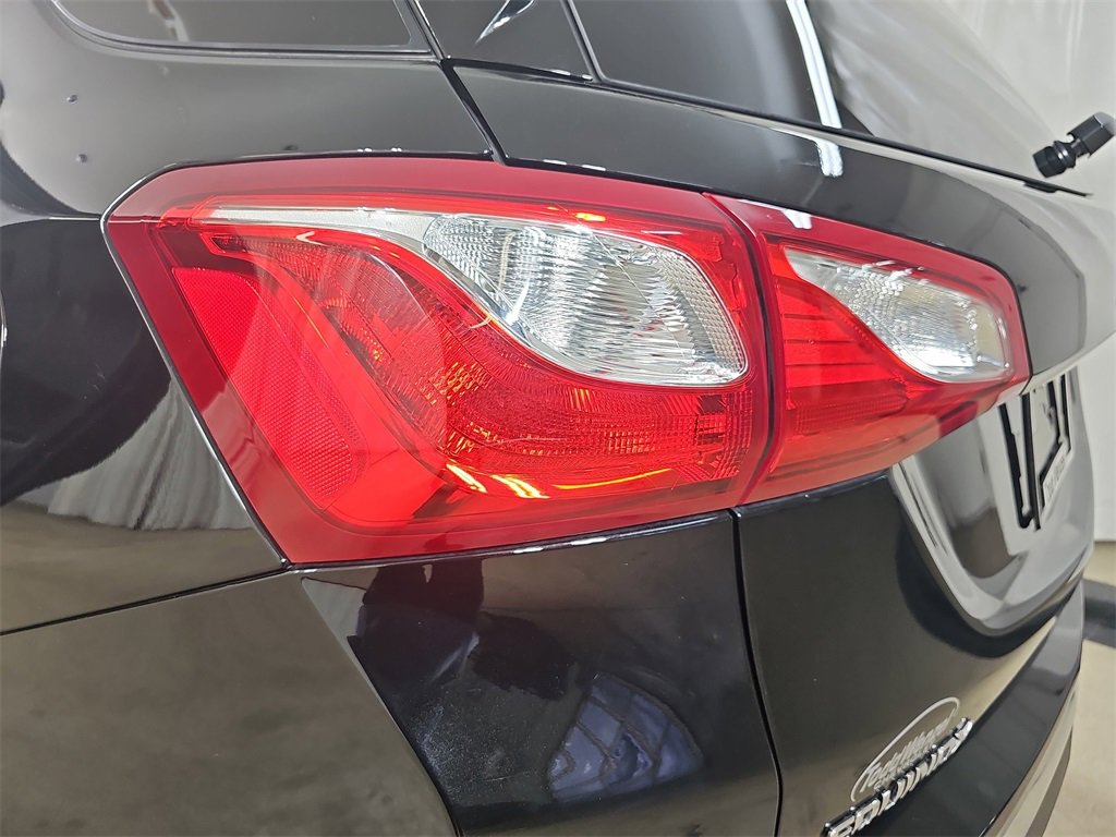 Certified 2018 Chevrolet Equinox LT image 39