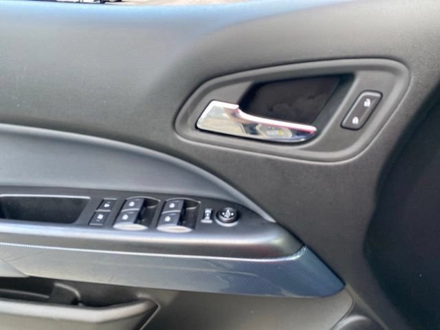 Used 2022 Chevrolet Colorado Z71 AWD/4WD image 18