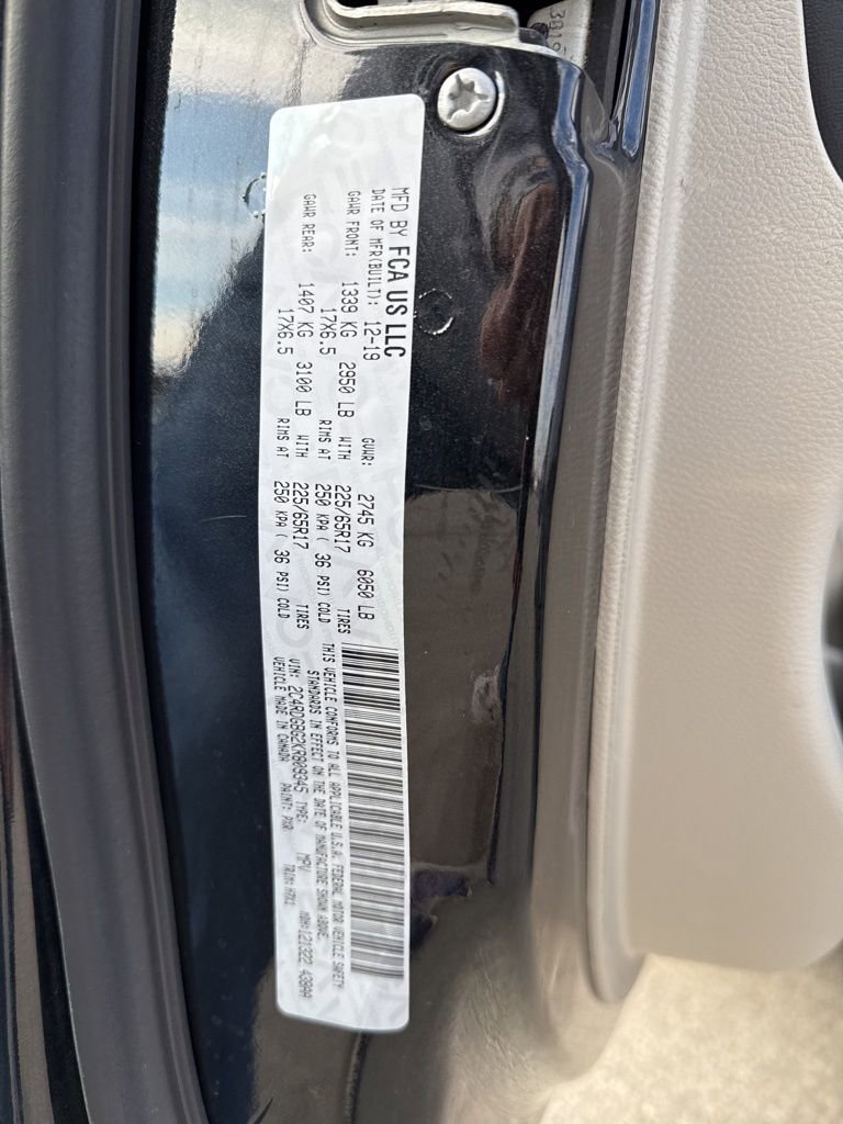 Used 2019 Dodge Grand Caravan SE w/ UConnect Hands-Free Group image 28