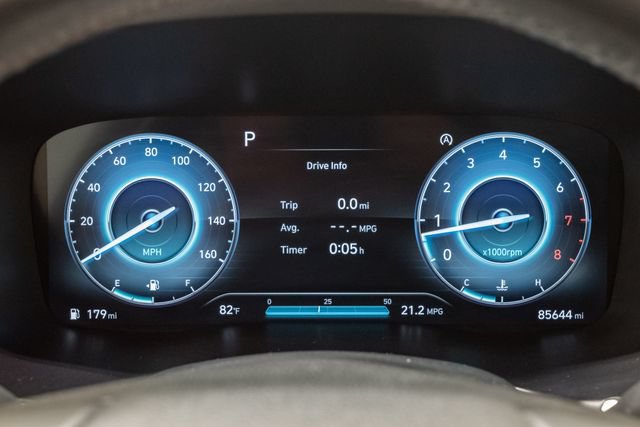 Used 2022 Hyundai Santa Fe SEL w/ Convenience + Premium Package AWD/4WD image 15