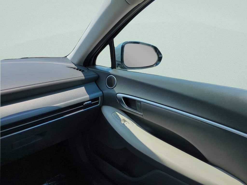 Certified 2025 Hyundai Sonata SEL FWD image 13