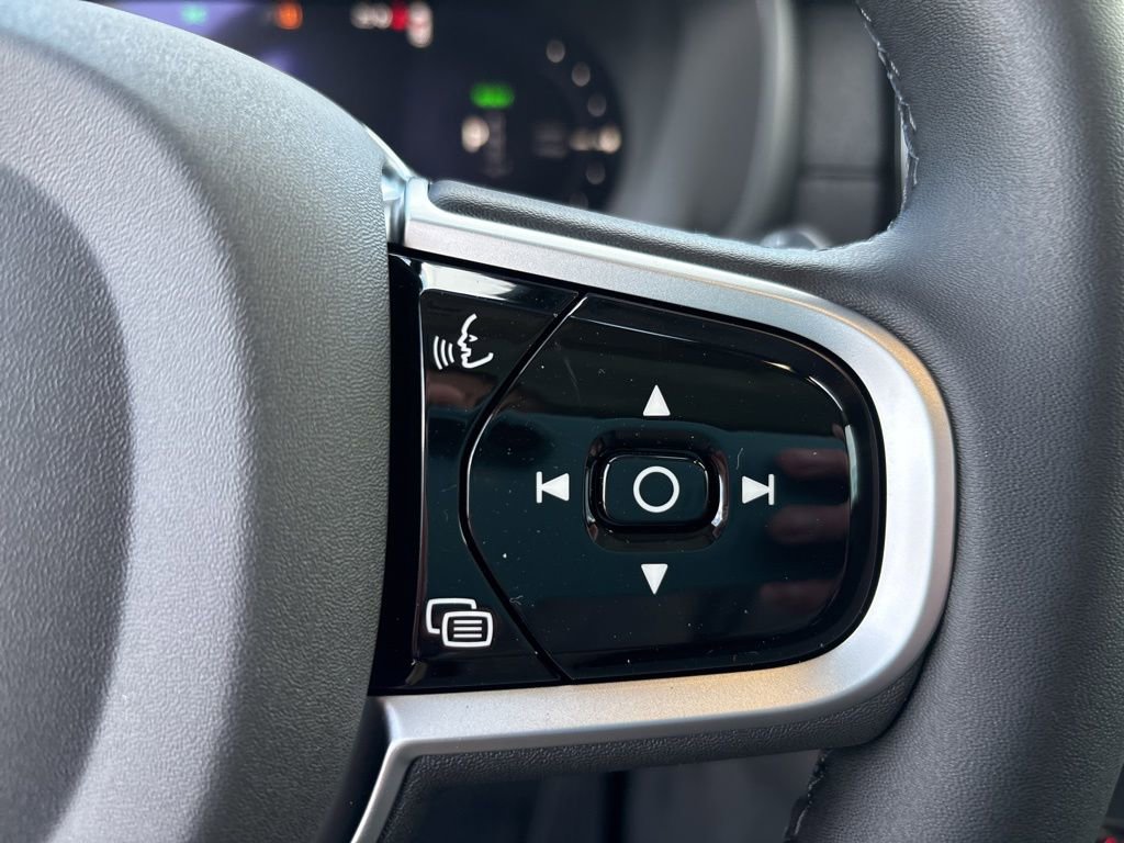 New 2026 Volvo XC90 T8 Ultra w/ Protection Package Premier image 26