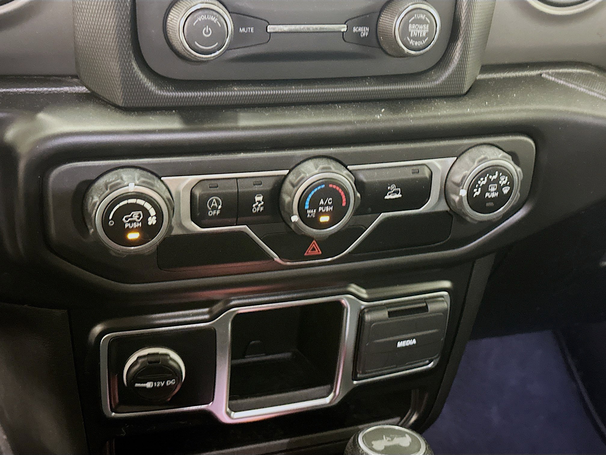 Used 2021 Jeep Wrangler Sport image 24