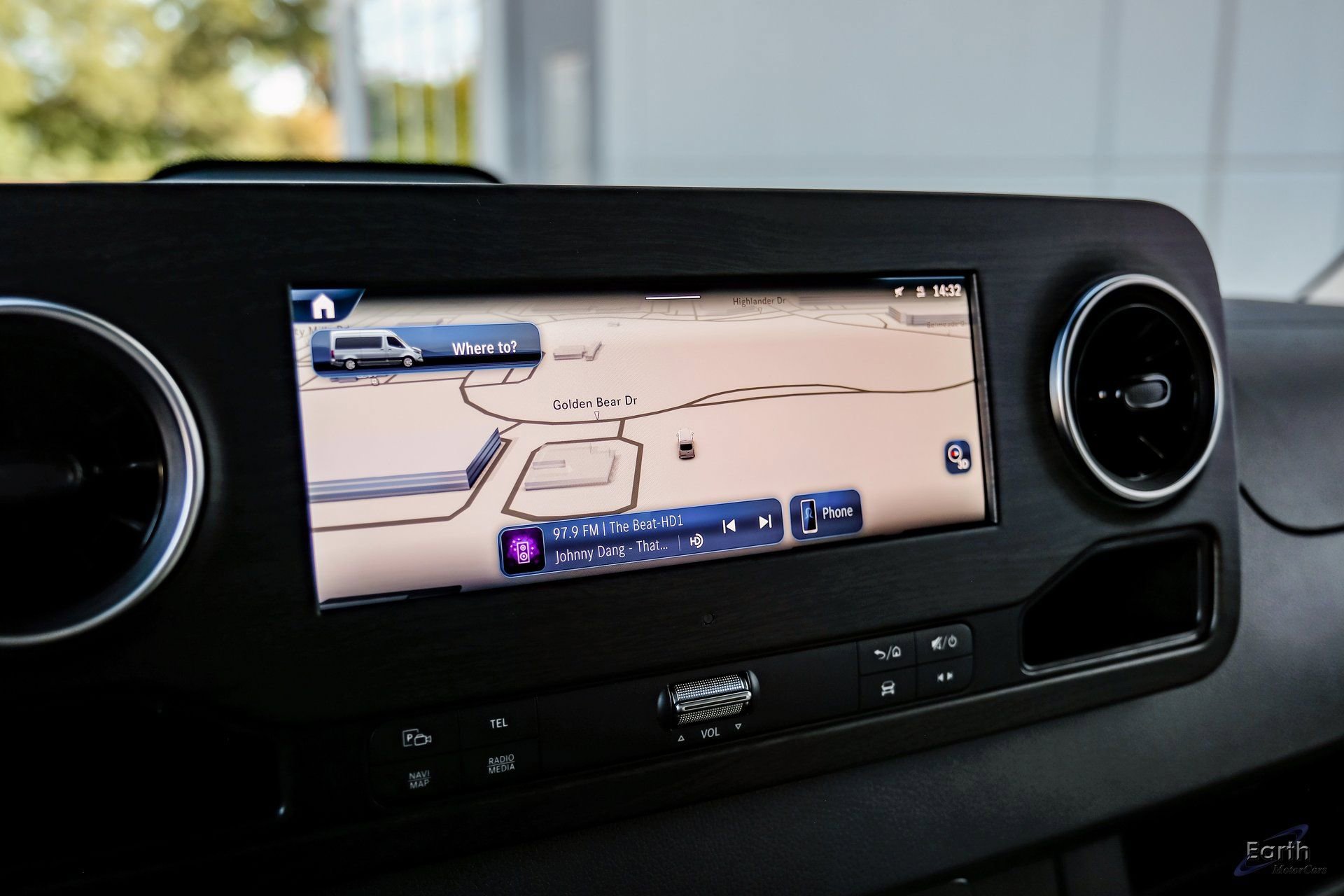 Used 2025 Mercedes-Benz Sprinter 3500 image 60