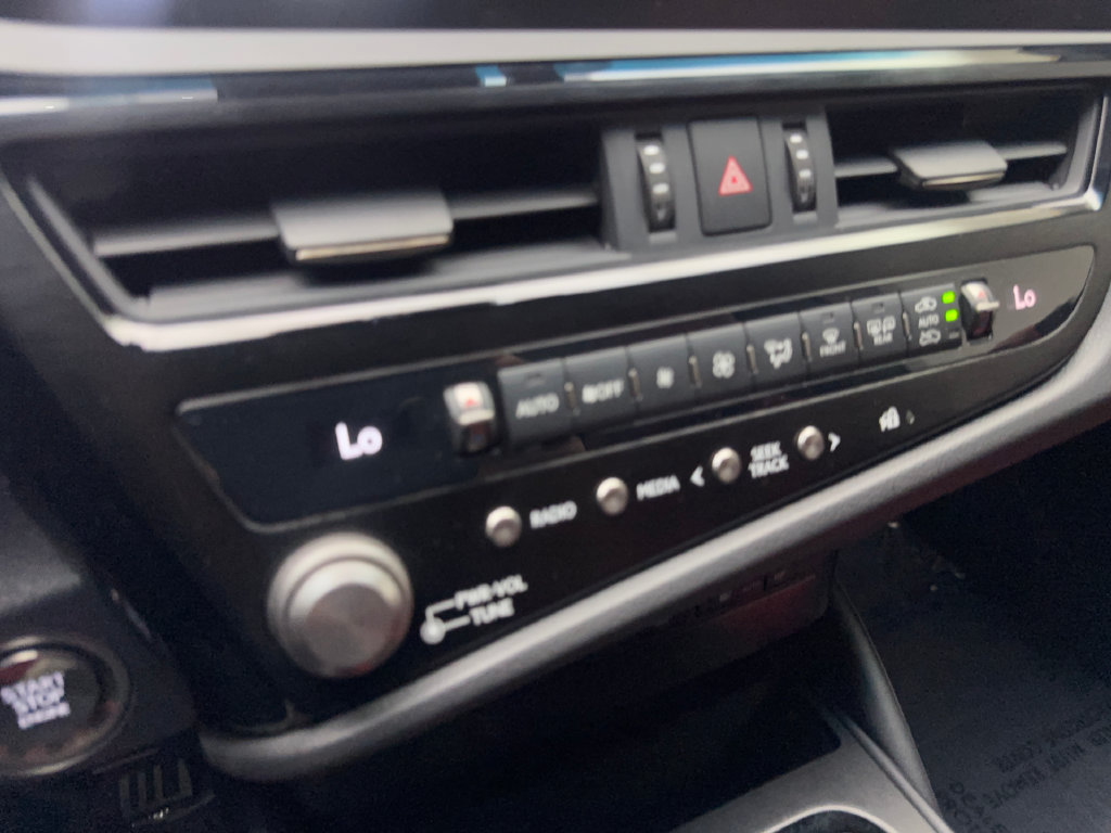 Used 2024 Lexus ES 350 F Sport w/ Accessory Package (Z2) FWD image 65