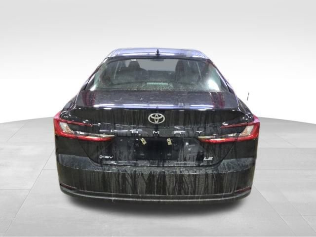Used 2025 Toyota Camry LE image 4