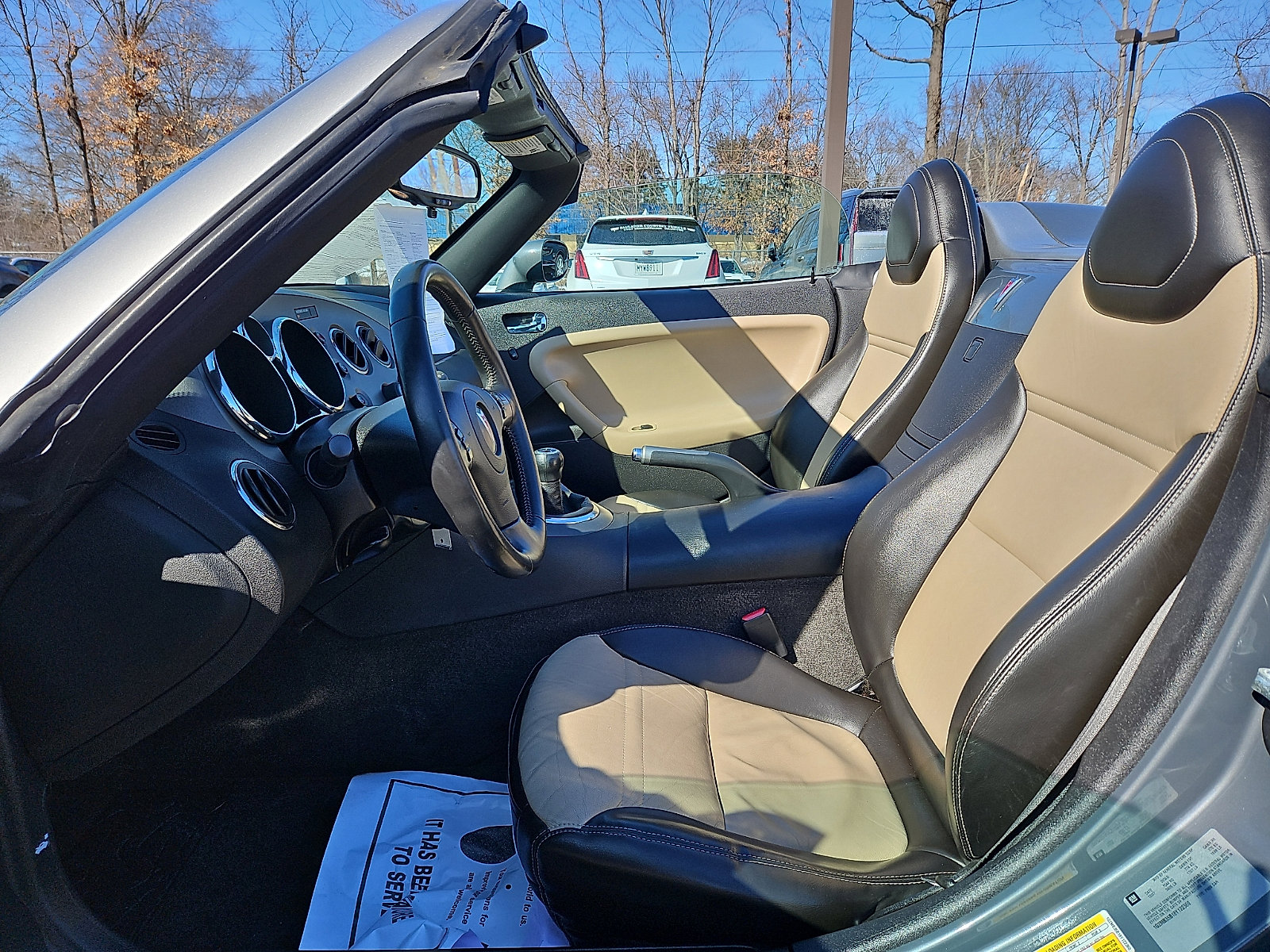 Used 2008 Pontiac Solstice Convertible w/ Premium Package image 12