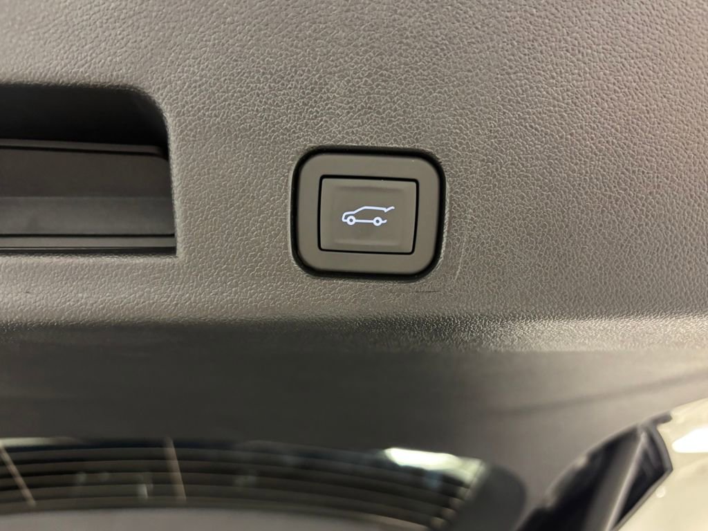 New 2026 Buick Enclave Preferred w/ Power Package image 18