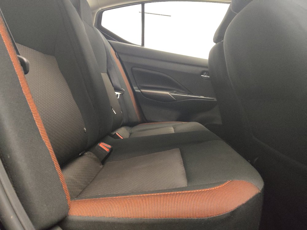 Used 2024 Nissan Versa SR FWD image 19