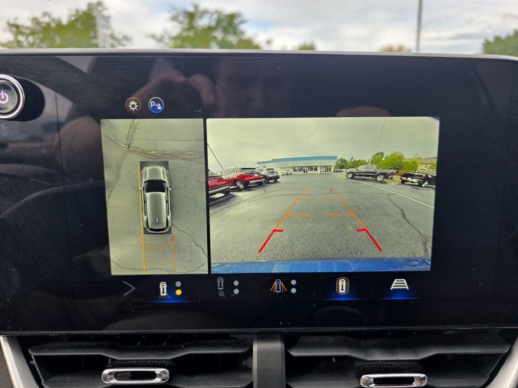 Certified 2025 Chevrolet Equinox LT w/ Convenience Package II FWD image 23