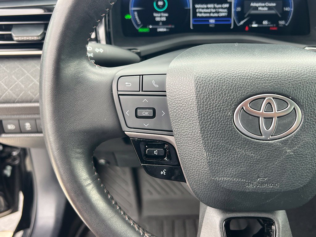 Used 2025 Toyota Camry XLE w/ Premium Package AWD/4WD image 21