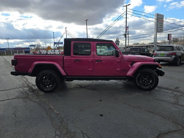 Used 2024 Jeep Gladiator Sport image 9