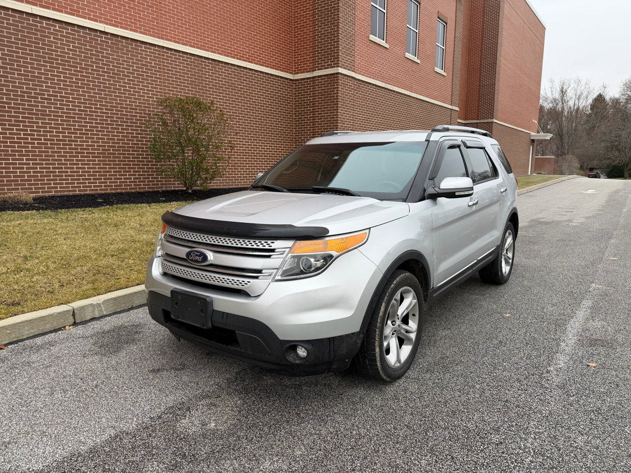 Used 2014 Ford Explorer Limited image 1