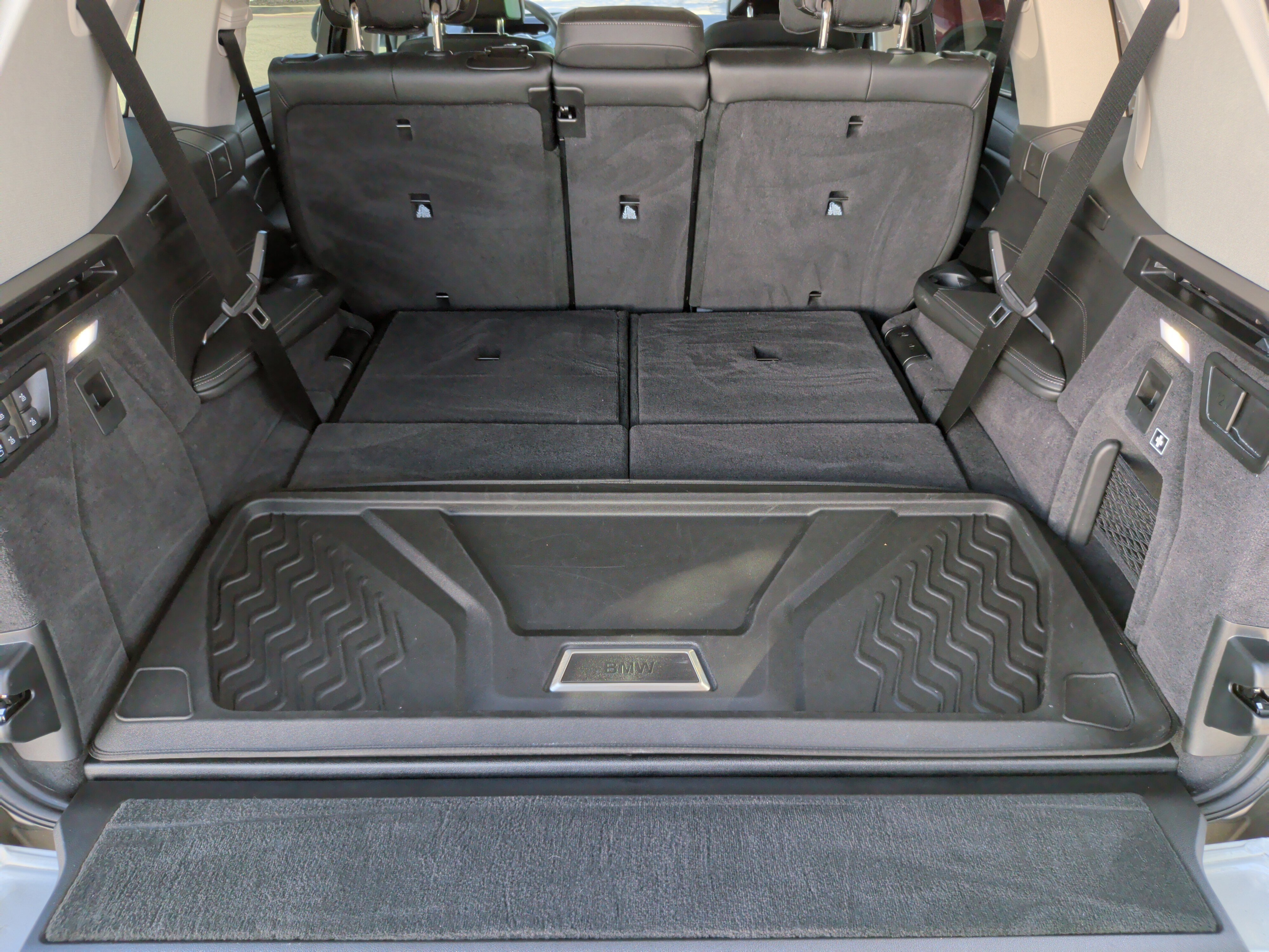 Certified 2025 BMW X7 xDrive40i w/ Premium Package image 34