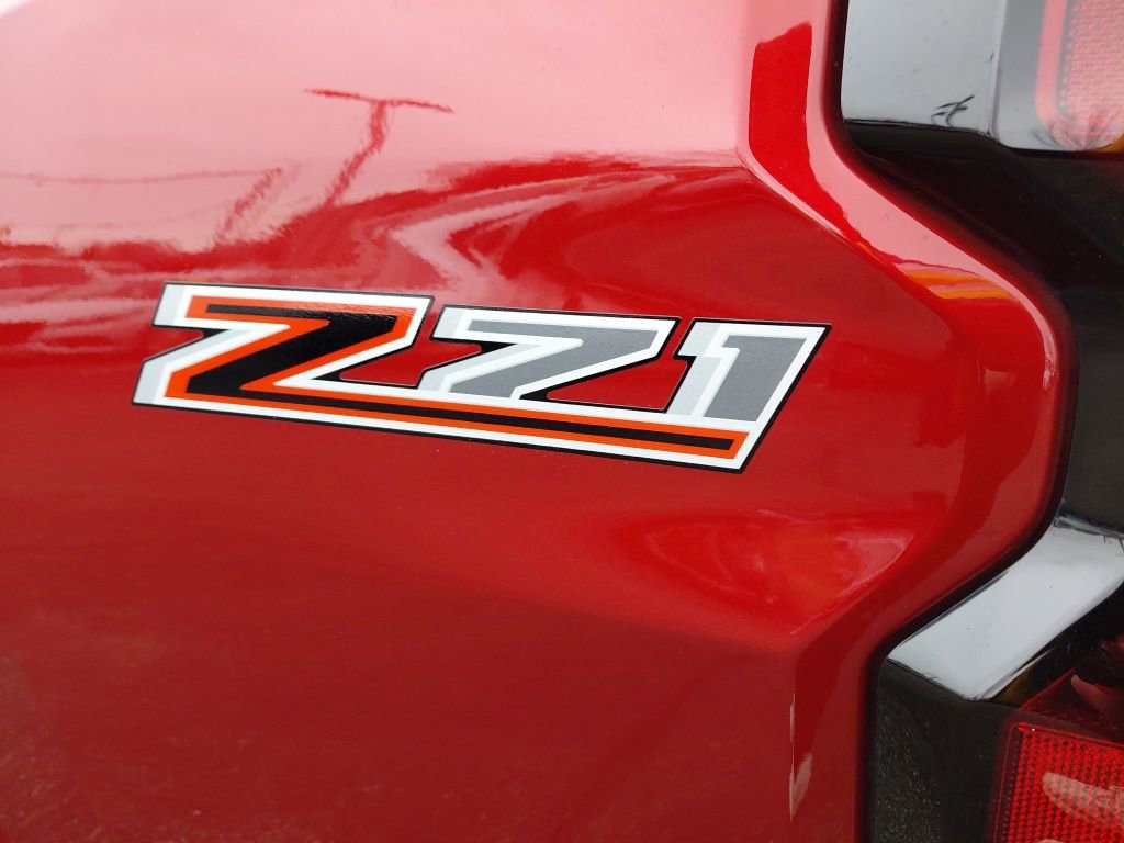 Used 2023 Chevrolet Colorado Z71 w/ Z71 Convenience Package 2 image 13