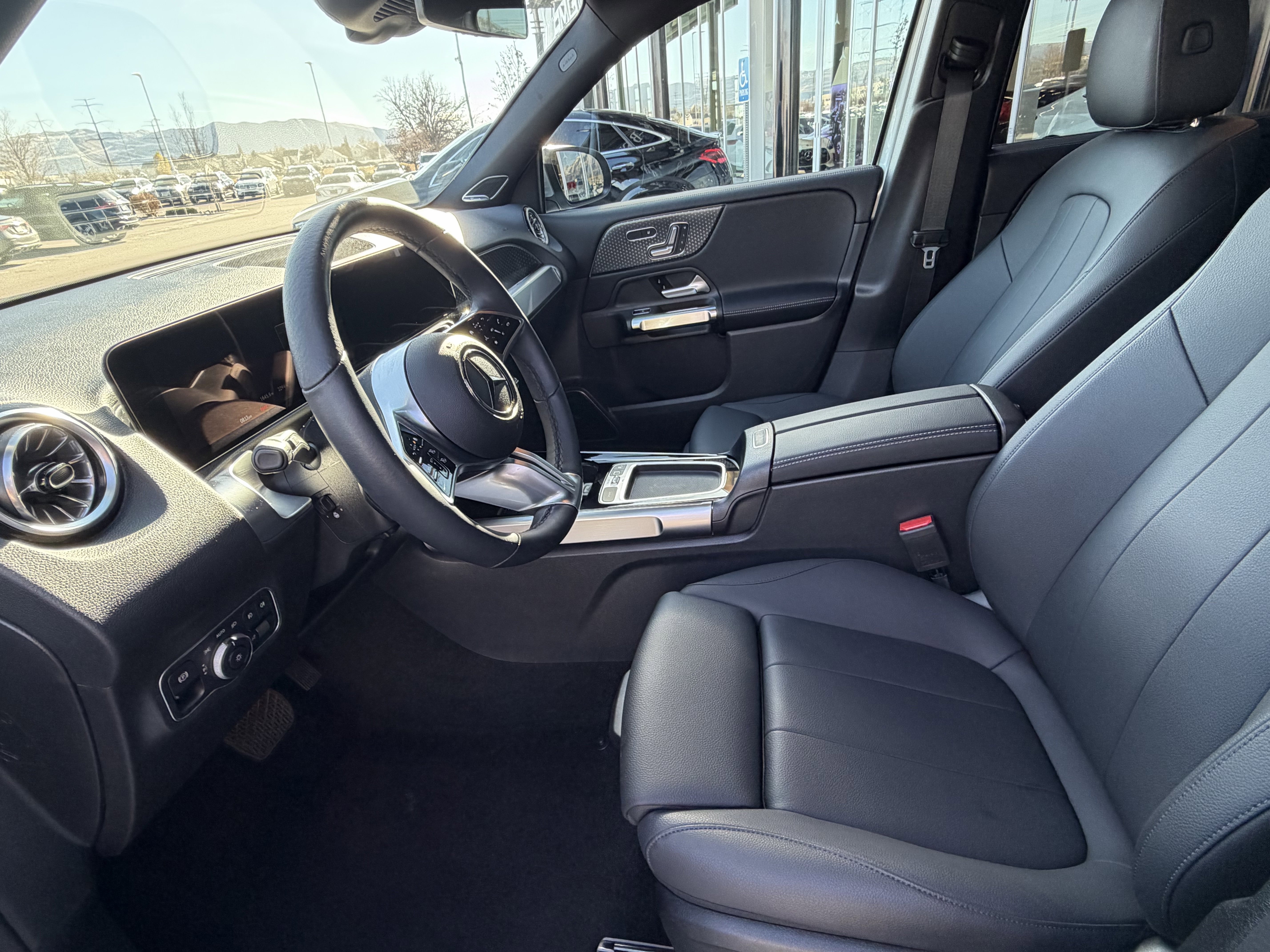 Certified 2025 Mercedes-Benz GLB 250 4MATIC image 12