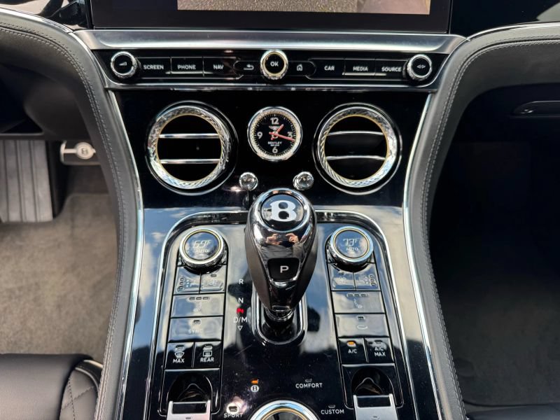 Used 2022 Bentley Continental GT AWD/4WD image 14