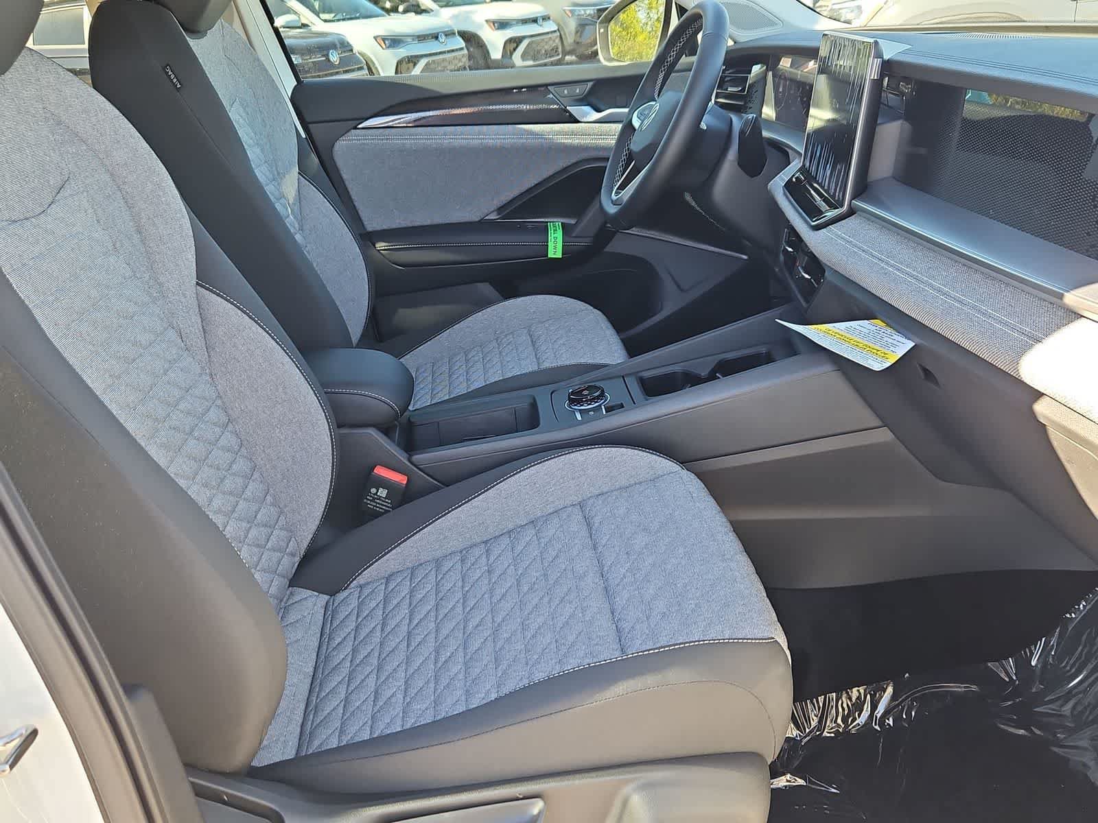 Used 2026 Volkswagen Tiguan S FWD image 22