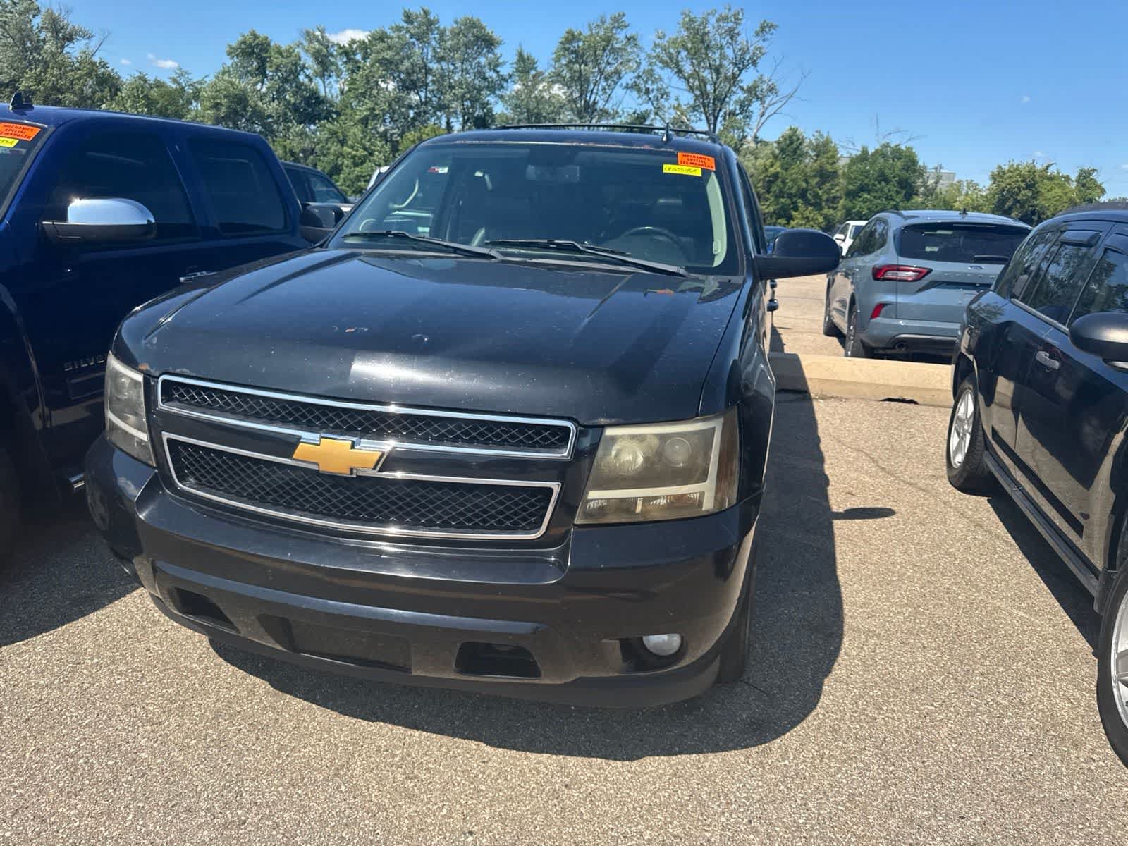 Used 2012 Chevrolet Suburban LT AWD/4WD image 22