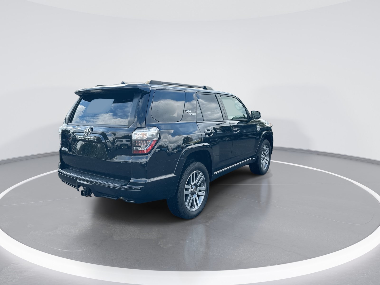 Used 2022 Toyota 4Runner TRD Sport AWD/4WD image 9