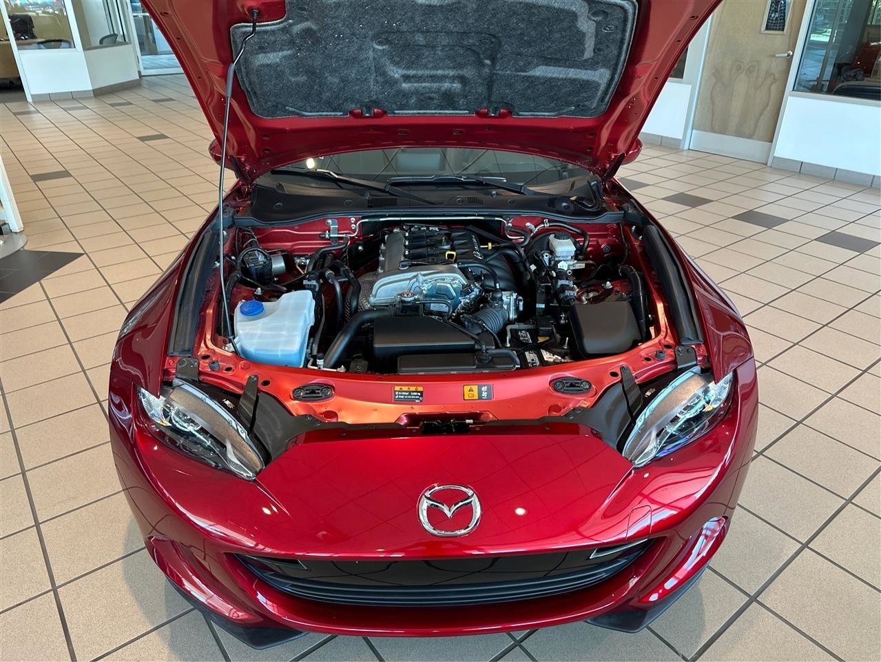 Used 2022 MAZDA MX-5 Miata Grand Touring RWD image 10