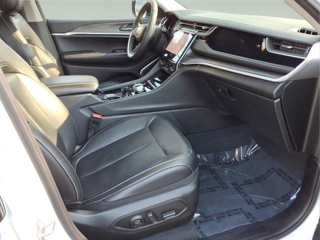 Used 2022 Jeep Grand Cherokee Limited 4xe image 32